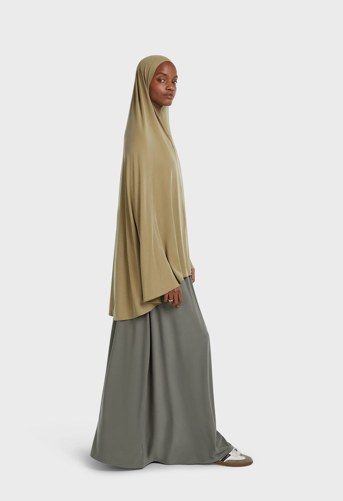 Atmungsaktiver Khimar | Sanftes Khakigrün