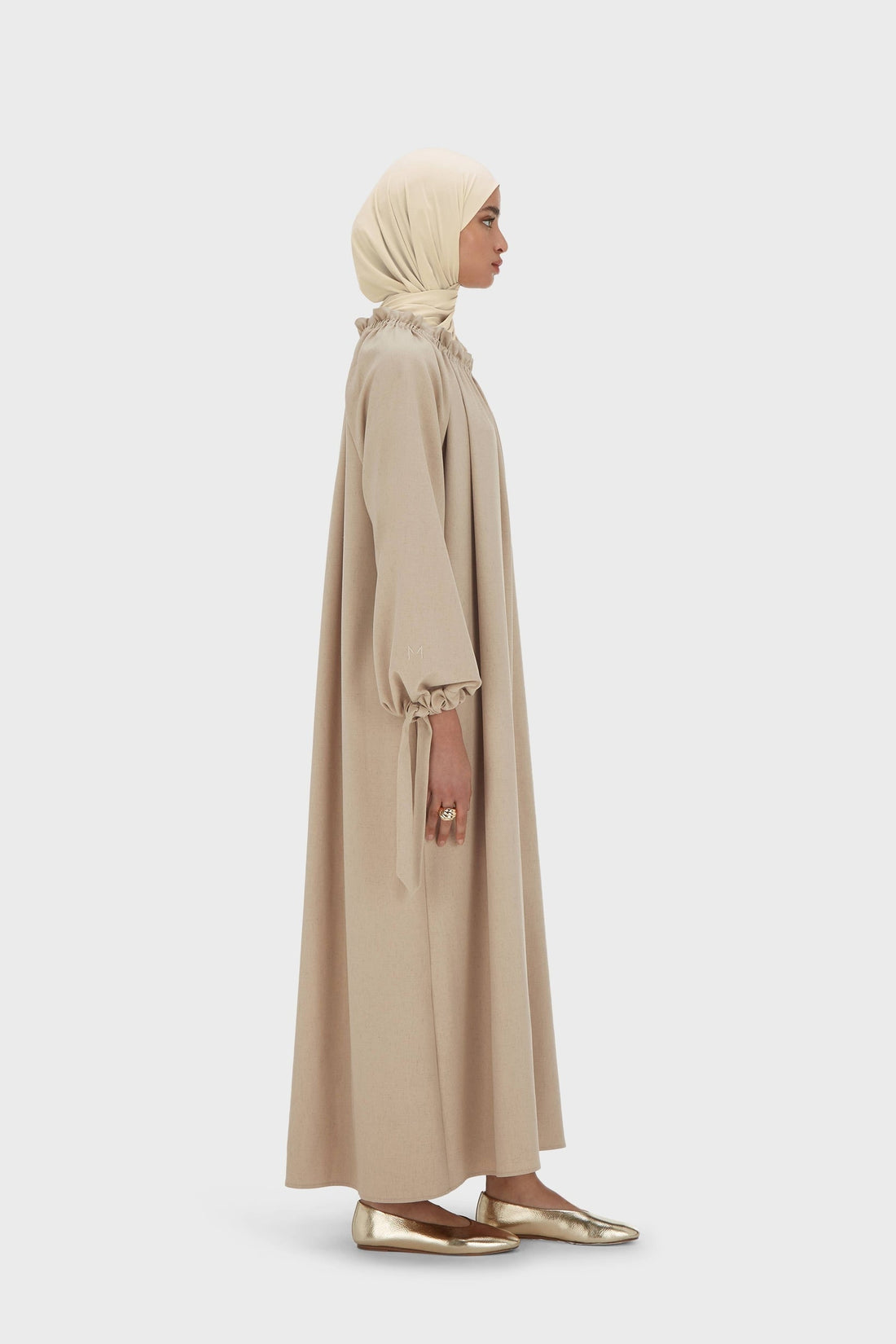 Froncé Neck Robe | White Pepper